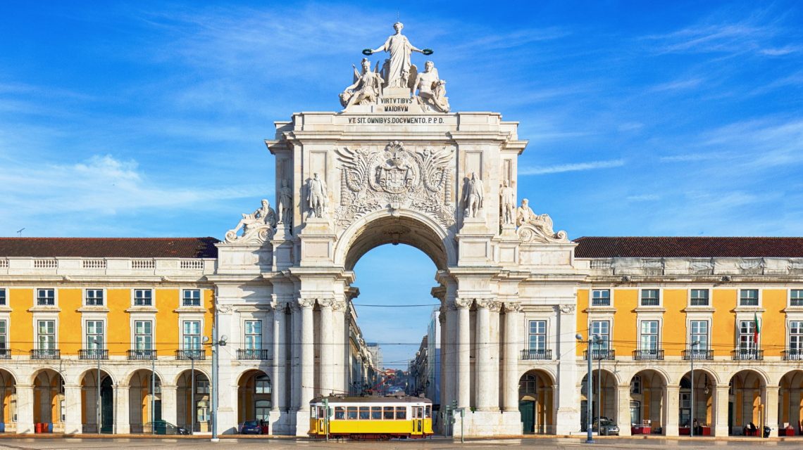 2021.11.12 - Lisbon-Golden-Visa-Vertex-ALliance-white-border